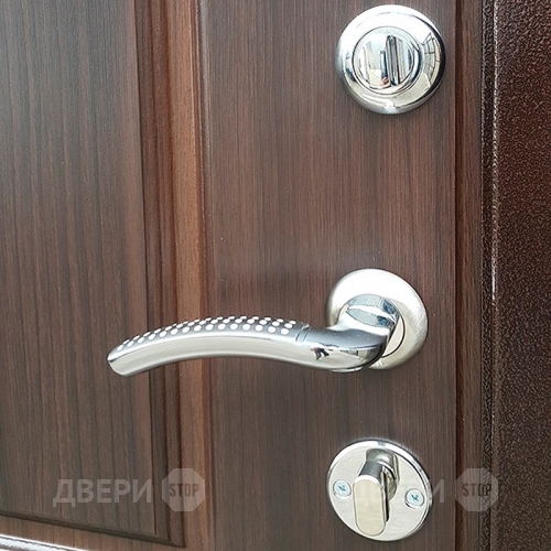 Входная металлическая Дверь Ратибор Трио Венге в Серпухове
